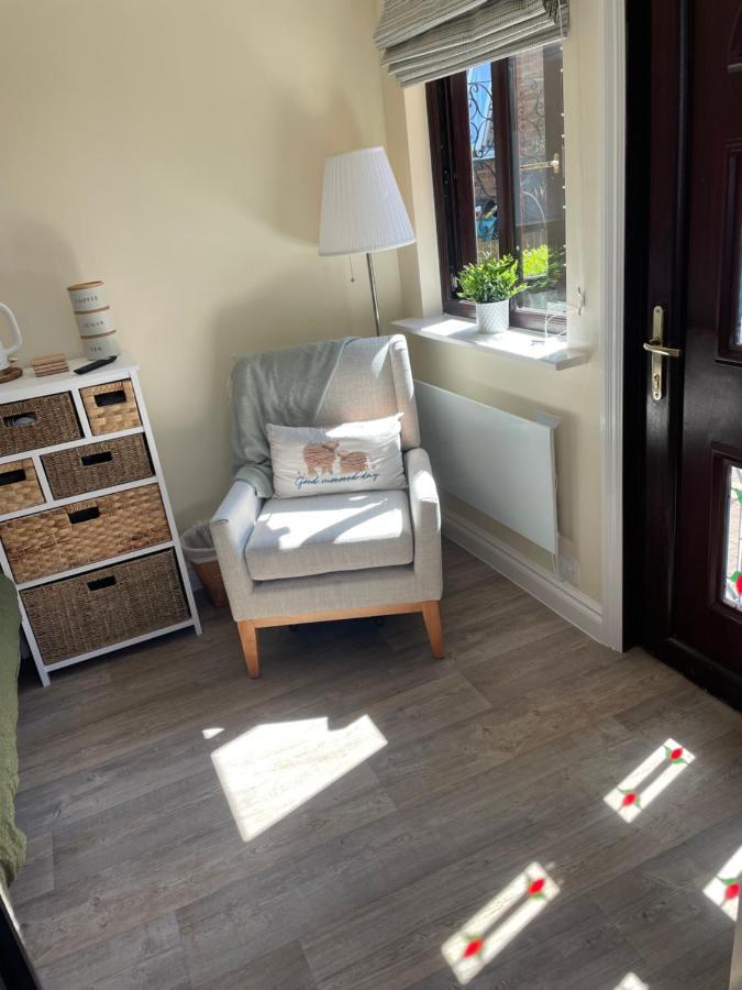 The Cotswold Nook Hotel Дърсли Екстериор снимка